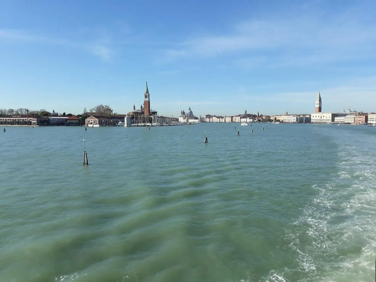 Apartment Villamamaeli Lido di Venezia